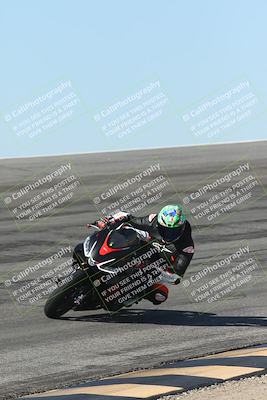 media/Oct-13-2025-Moto Forza (Mon) [[a66d839500]]/2-A Group/Session 2 (Bowl)/